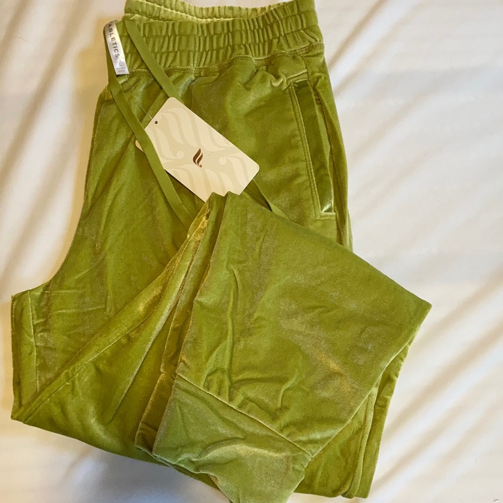 Fabletics Daria Velour Jogger